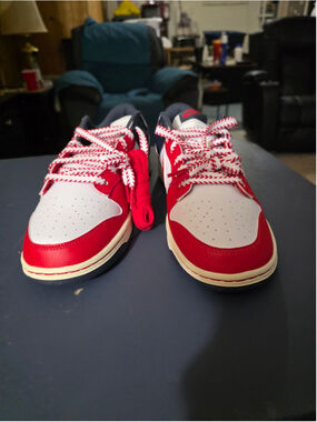 Nike Dunk Low Red Sox, size 10m